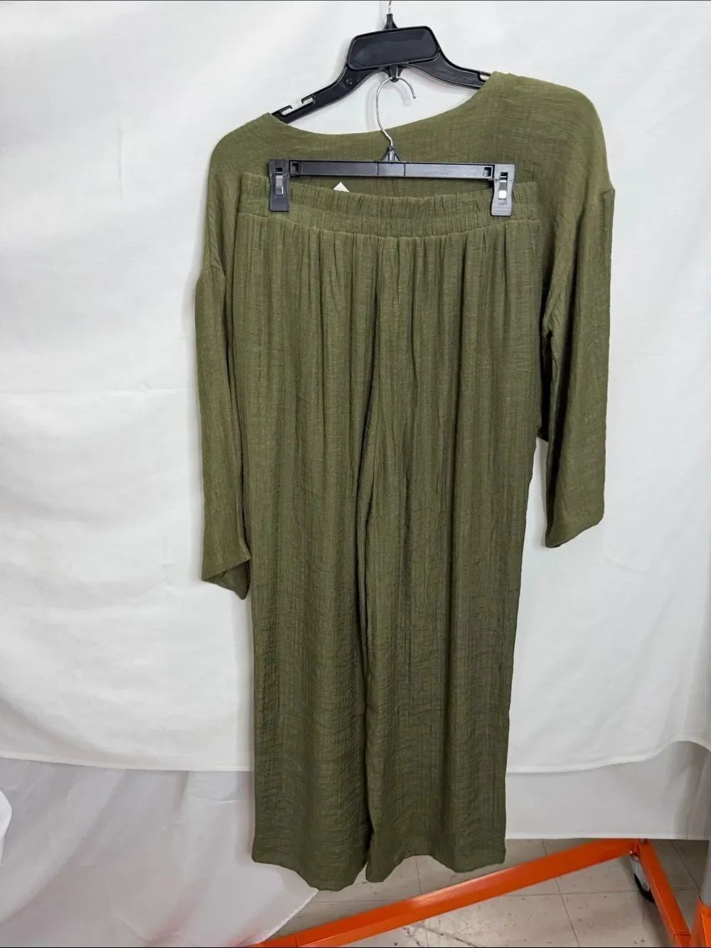 Elegant Green Women's Dress - Picture 11 of 11